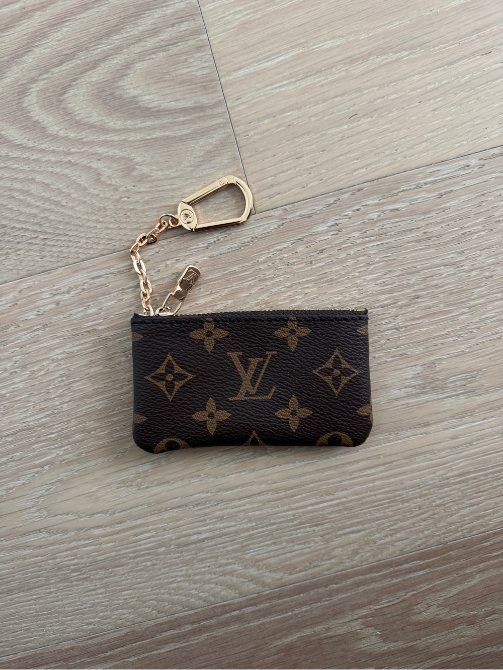Brown Monogram LV Key Pouch - Picture 2 of 3